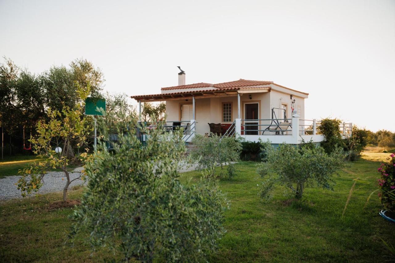 A Wonderful Relaxing Place. Nice View. Romantic Sunset Douneika  Luaran gambar